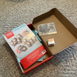 Stampin' Up! Layered leaves Craft Kit with Stamps and Ink - Cajun craze